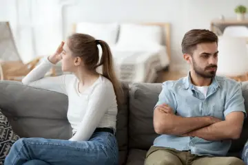 Aprende cómo abordar las relaciones conflictivas